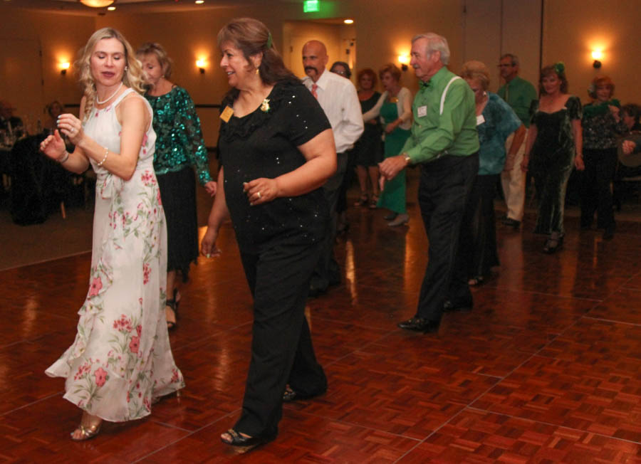 Dinner dancing at Yorba Linda Country Club on St. Patrick's Day 2018 with the Starlighter's Dance Club