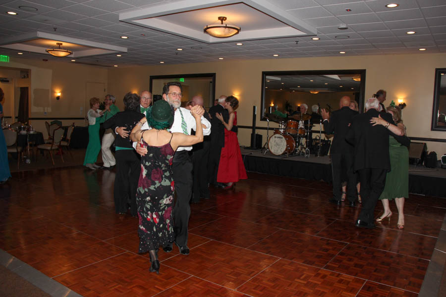 Dinner dancing at Yorba Linda Country Club on St. Patrick's Day 2018 with the Starlighter's Dance Club