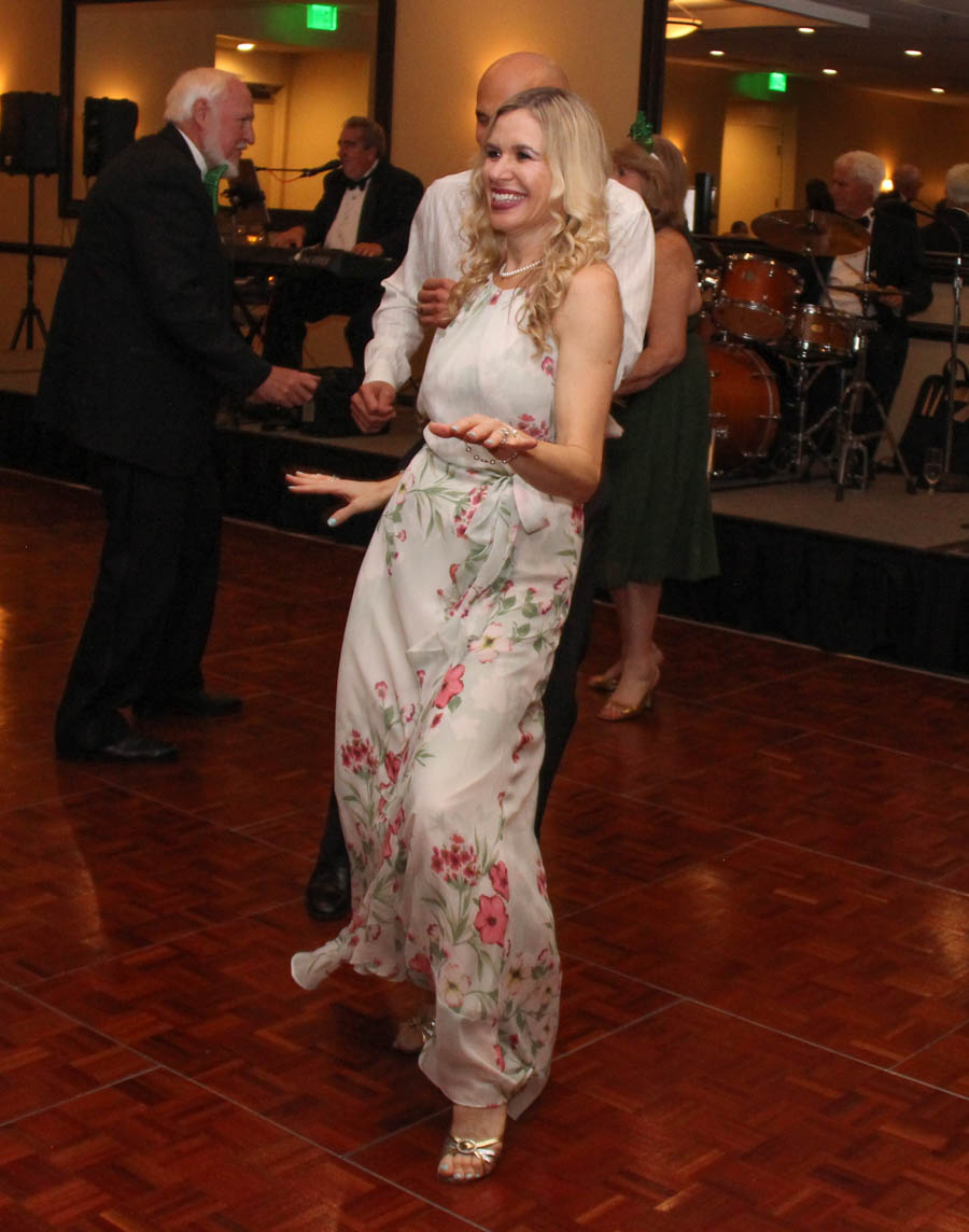 Dinner dancing at Yorba Linda Country Club on St. Patrick's Day 2018 with the Starlighter's Dance Club