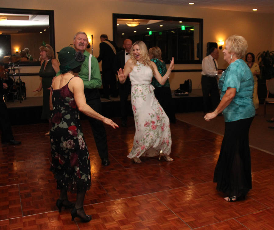 Dinner dancing at Yorba Linda Country Club on St. Patrick's Day 2018 with the Starlighter's Dance Club