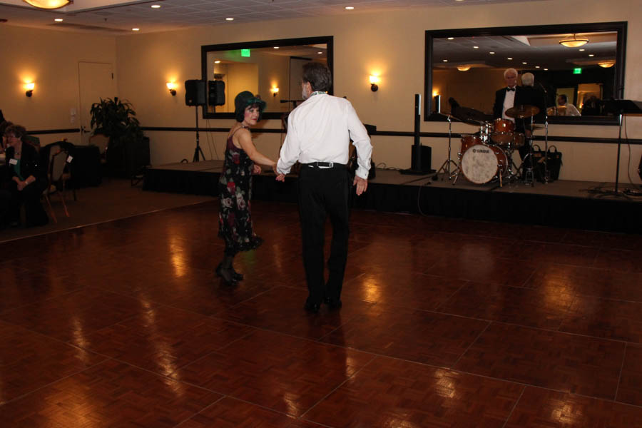 Dinner dancing at Yorba Linda Country Club on St. Patrick's Day 2018 with the Starlighter's Dance Club