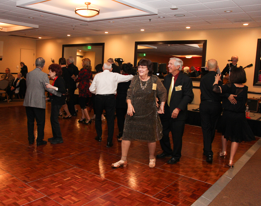 Starlighters 1/15/2023 Yorba Linda Country Club