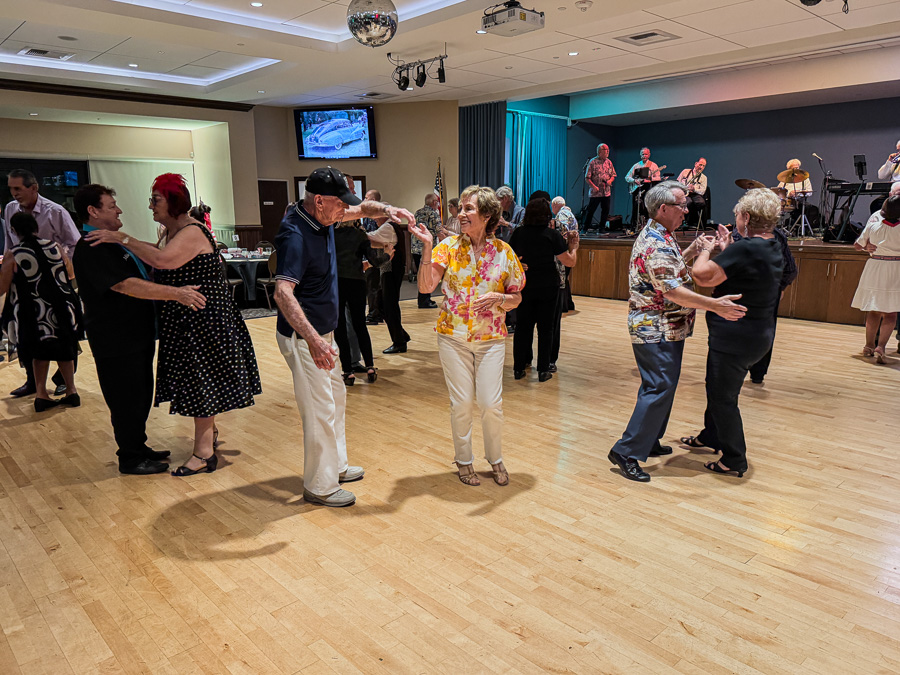 2025-09-21 Post Dinner Dancing With The Starlighters