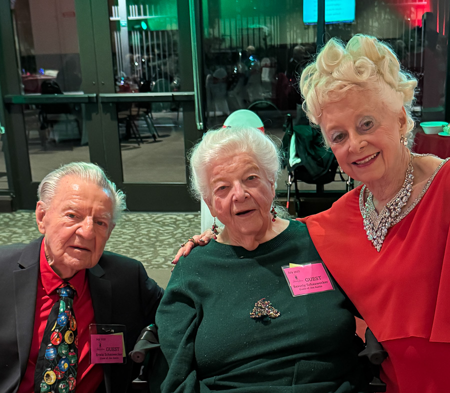 2025-11-16 Starlighters Dinner