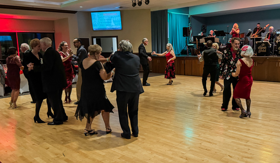 2025-11-16 Starlighters Post Dinner Dancing