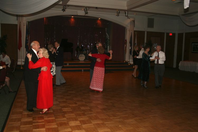 Topper post deinner dancing 2/18/2011