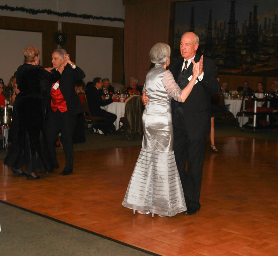 Dancing at the Mistletoe Ball with the Toppers December 2014