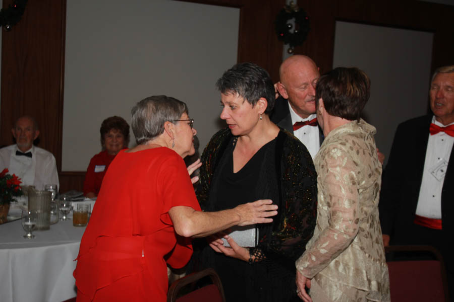 Dancing at the Mistletoe Ball with the Toppers December 2014