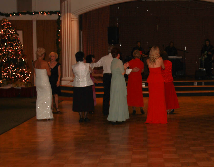 Dancing at the Mistletoe Ball with the Toppers December 2014