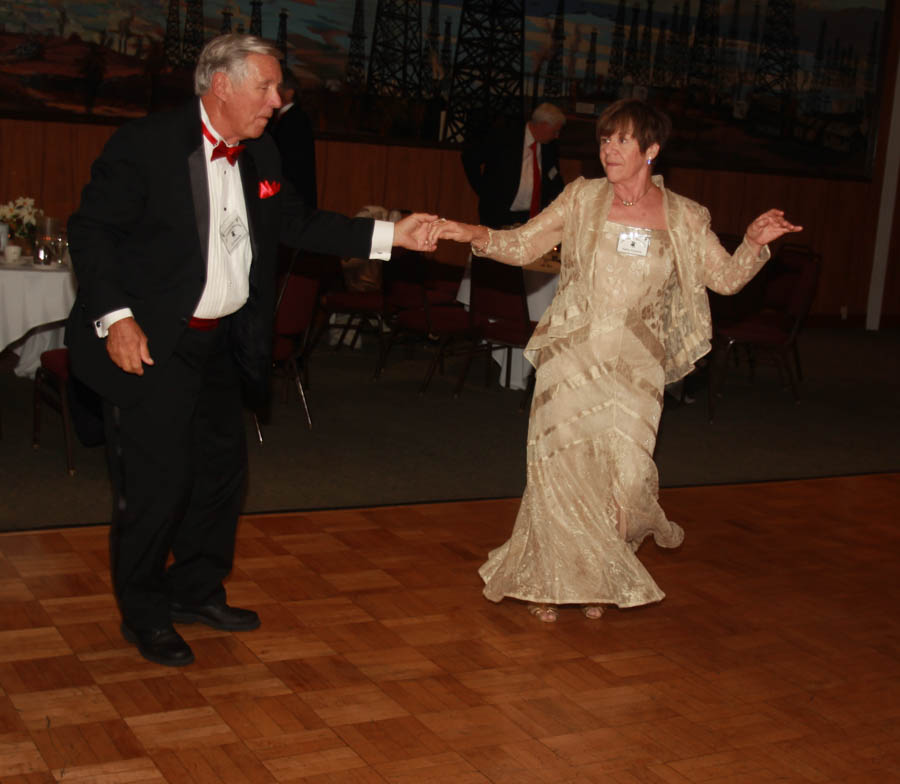 Dancing at the Mistletoe Ball with the Toppers December 2014