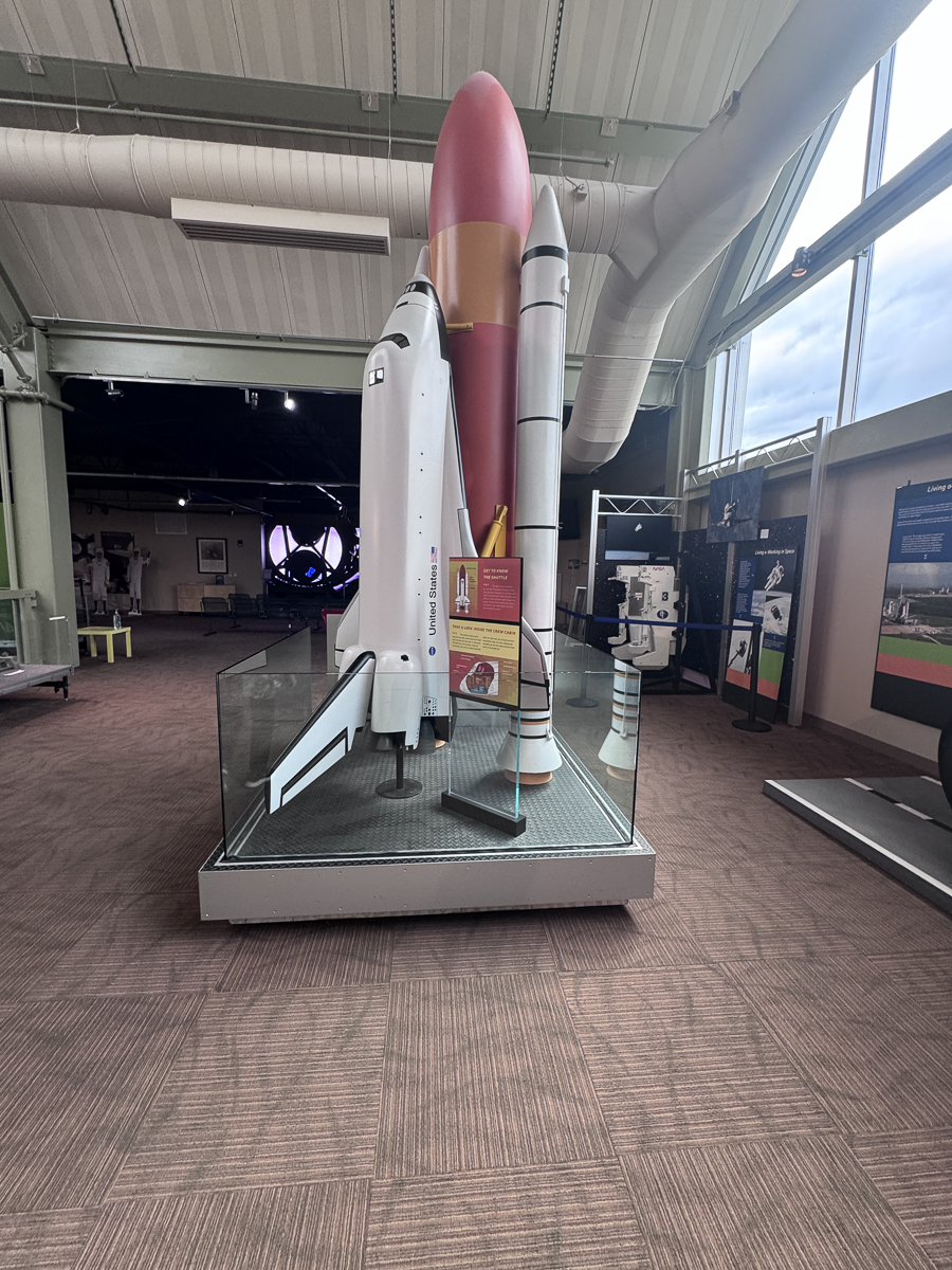 2026-10-01 Aerospace & Apples