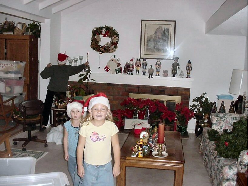 Decorating for Christmas 2001