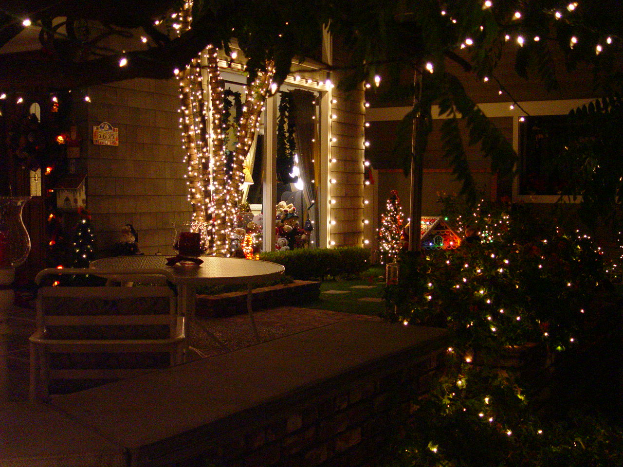 Naples California Walk Of Lights 2005