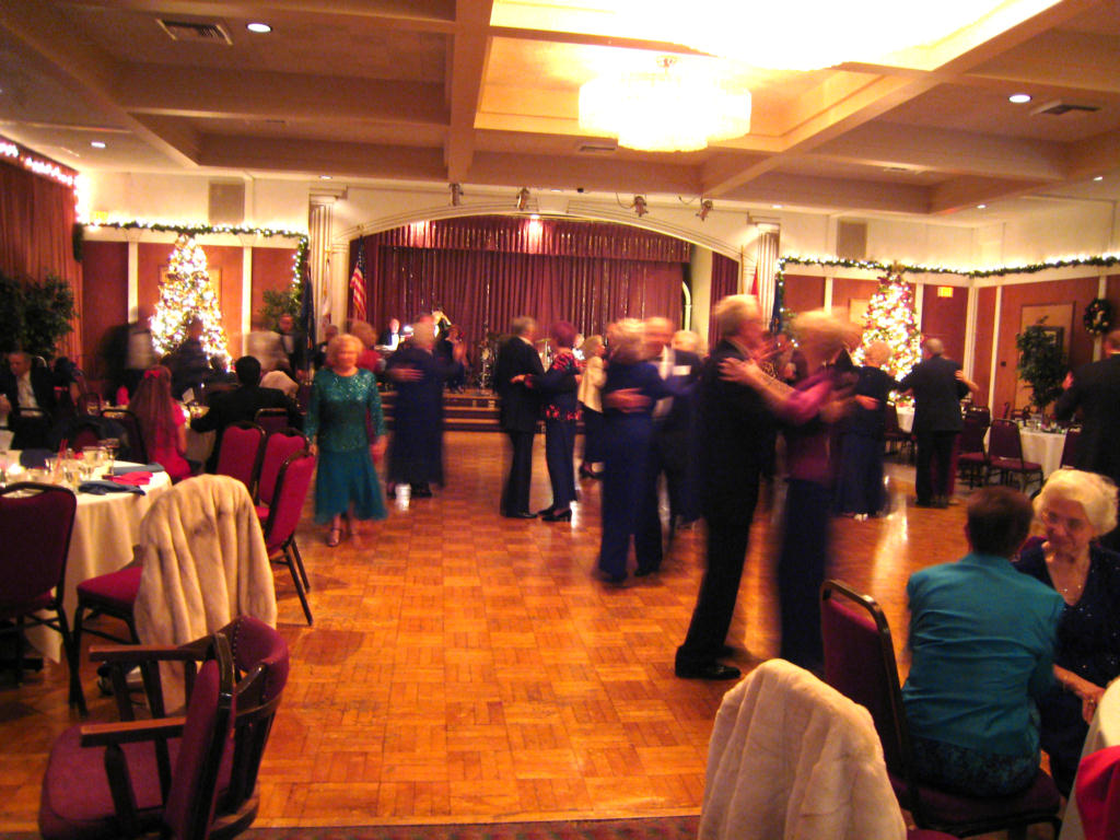 Topper's Mistletoe Ball 2007