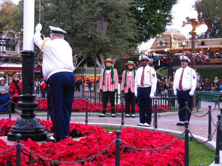 Christmas Eve at Disneyland 2008