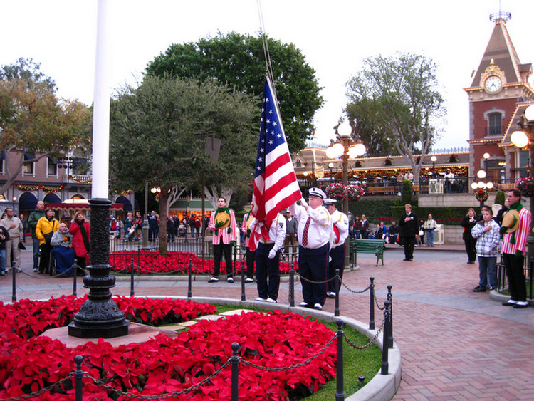 Christmas Eve at Disneyland 2008