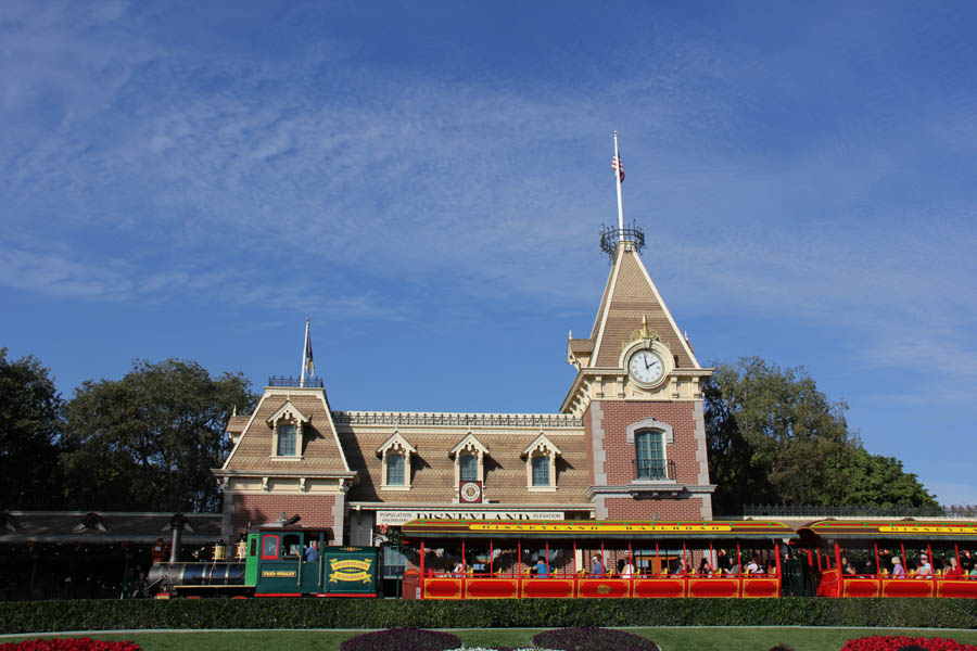 An early visit to Disneyland Christmas 2017