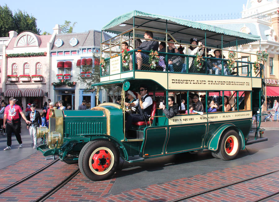 Christmas Eve 2018 Tour At Disneyland