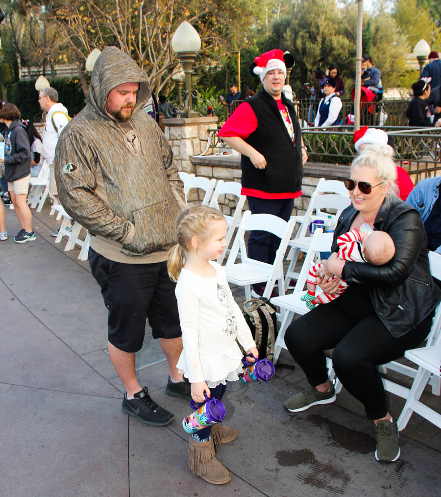 Christmas Eve 2018 Parade At Disneyland