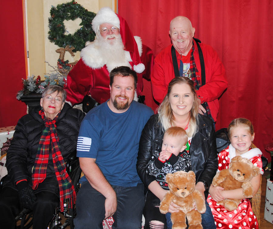 Visiting Santa Before Breakfast At Catal 12/24/2019