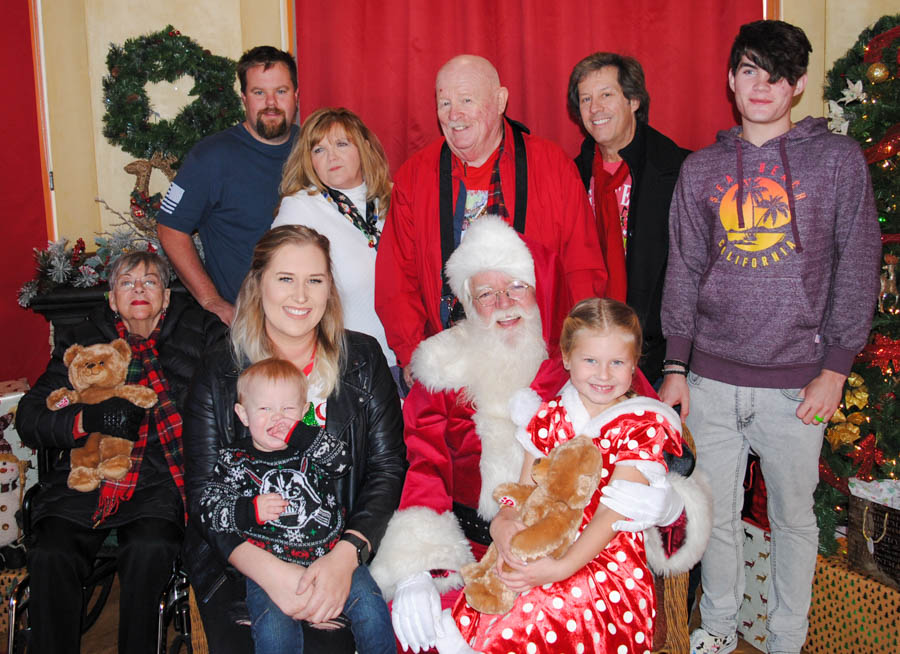 Visiting Santa Before Breakfast At Catal 12/24/2019