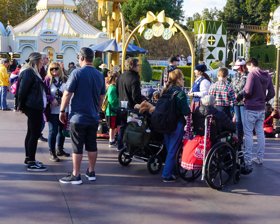 Disneyland Christmas Parade 12/24/2019