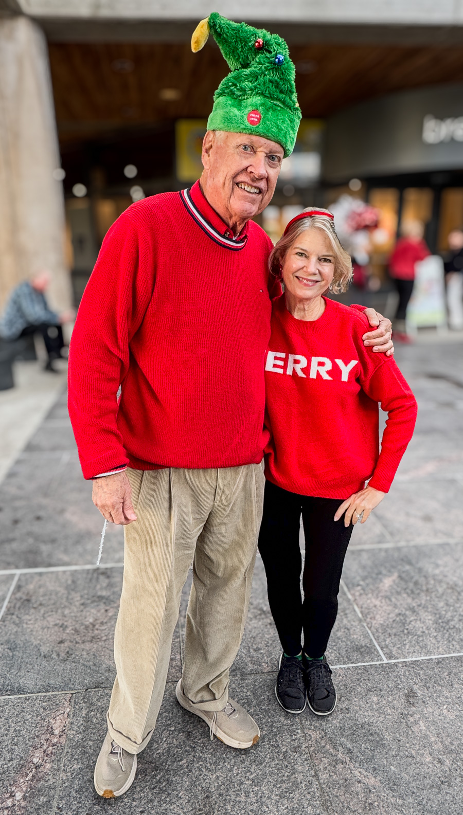 2025-11-30 alley Cats Christmas Show