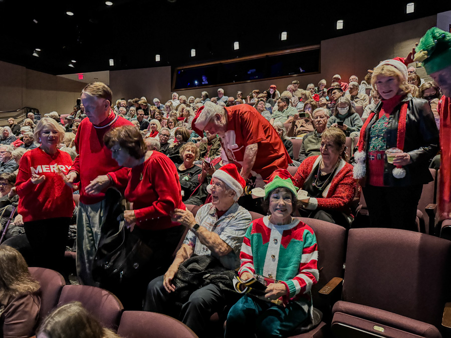 2025-11-30 alley Cats Christmas Show