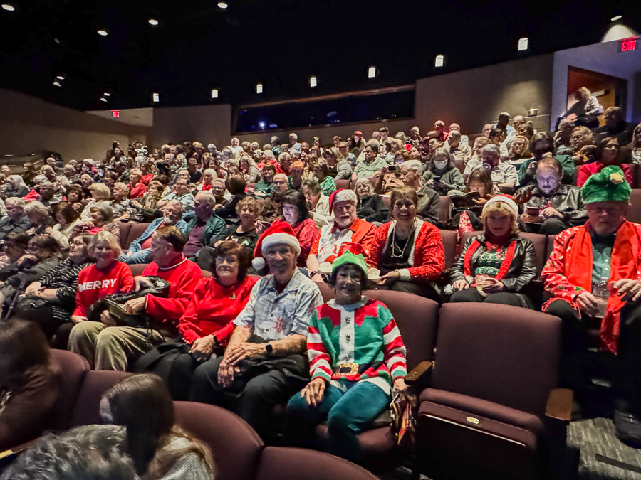 2025-11-30 alley Cats Christmas Show