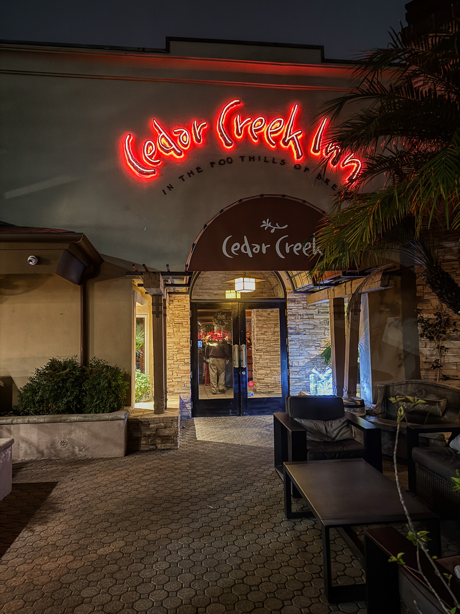 2025-11-30 alley Cats Christmas Show