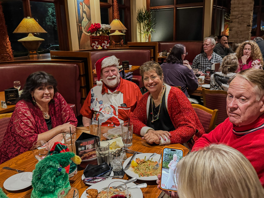 2025-11-30 alley Cats Christmas Show