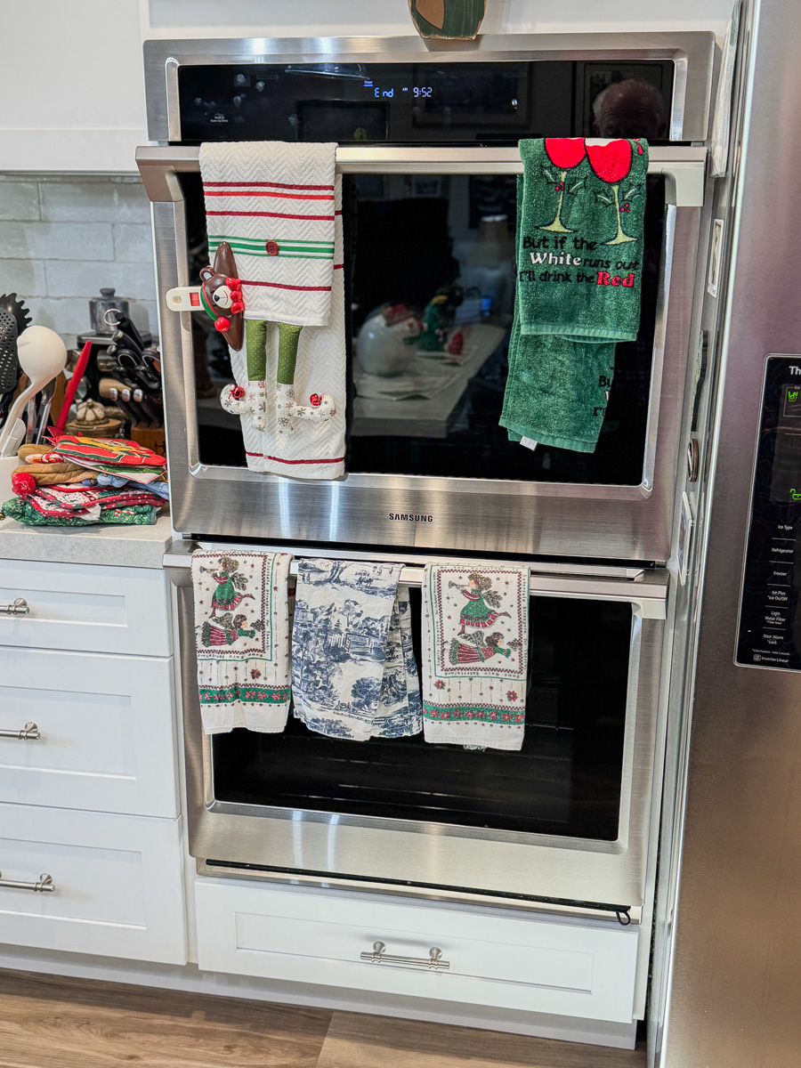 2025-12-03 Decorating For Christmas 2025