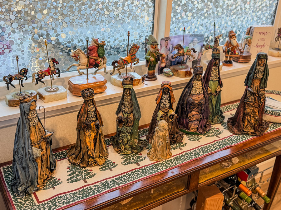 2025-12-03 Decorating For Christmas 2025