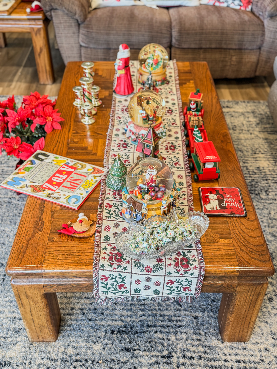 2025-12-03 Decorating For Christmas 2025