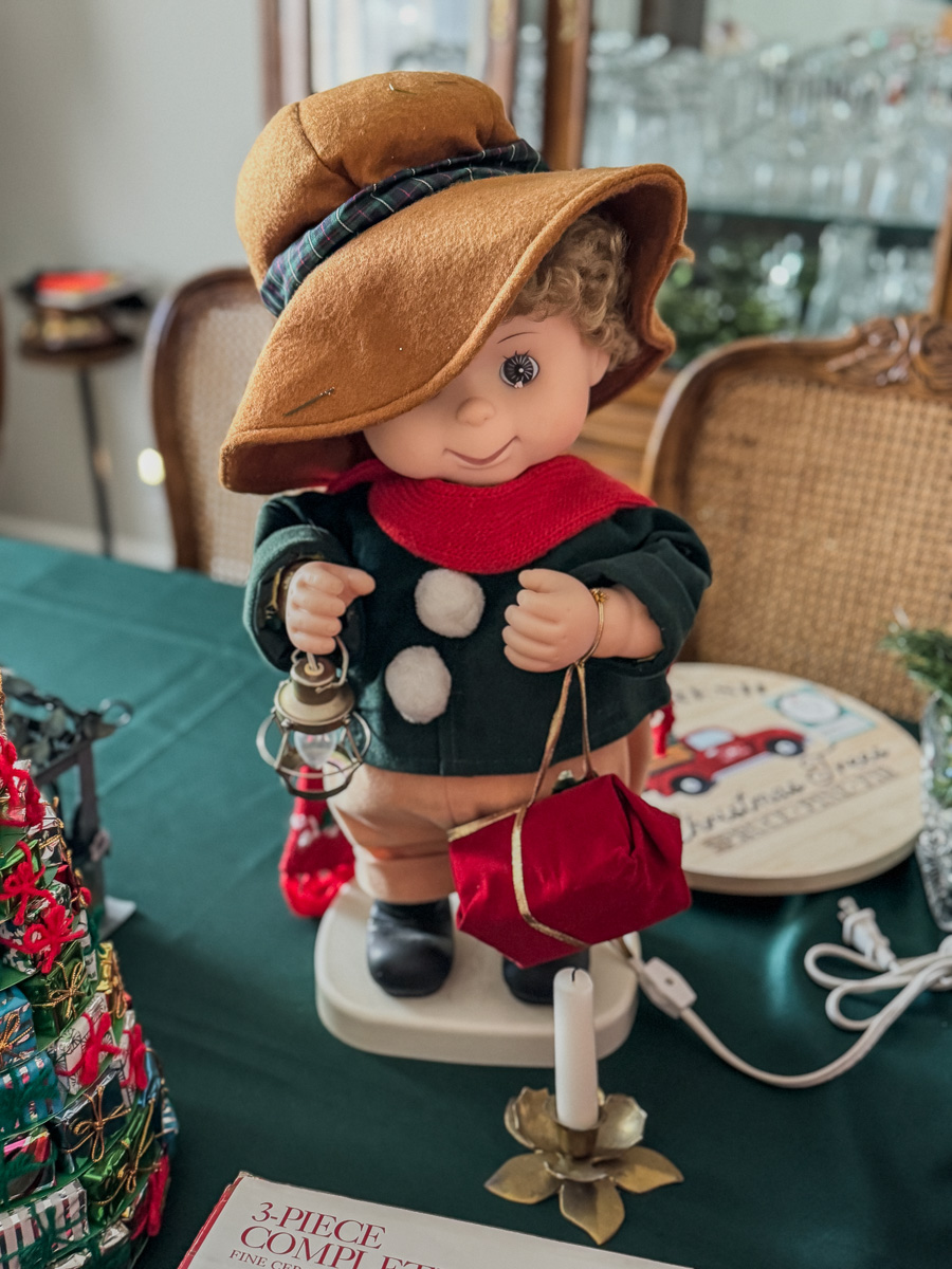 2025-12-03 Decorating For Christmas 2025