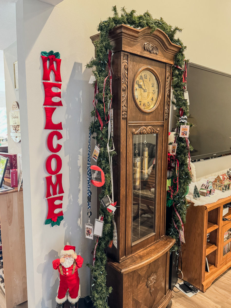 2025-12-03 Decorating For Christmas 2025