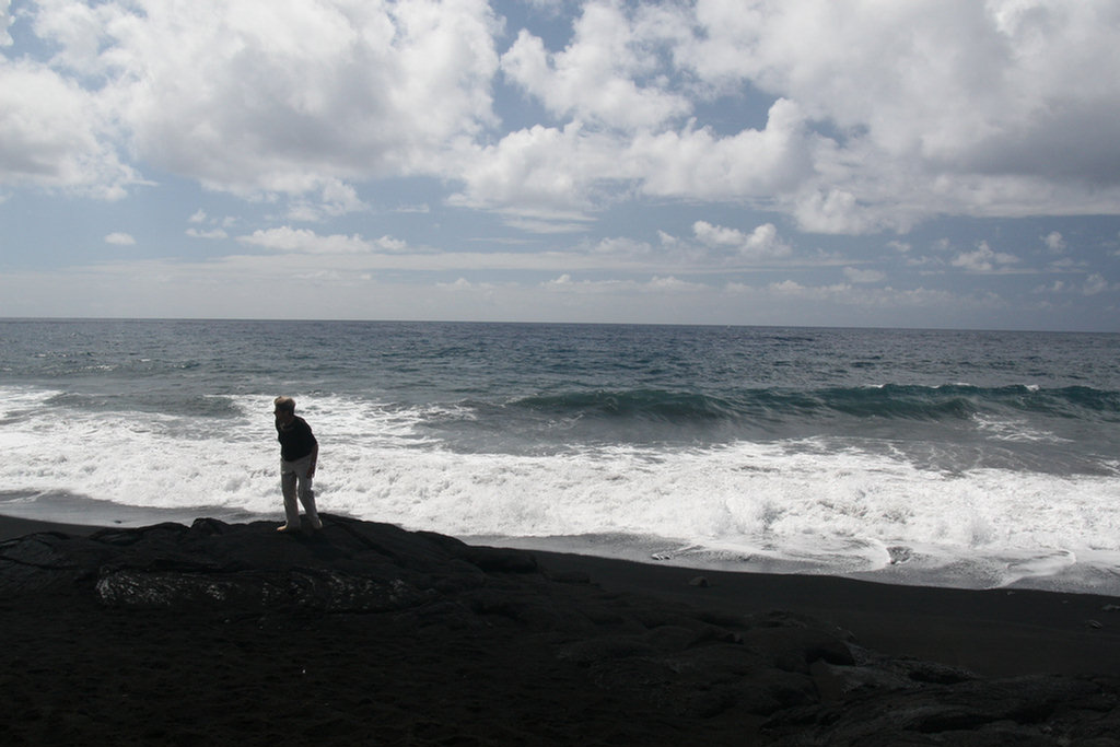 Waling The Lava Fields On Hilo