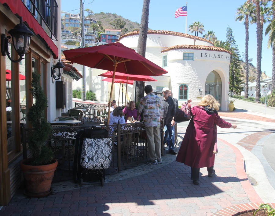 Pre-dinner activities in Avalon on May 15th 2015