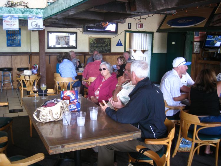 Dining at the Tidewater Tavern Del Mar 2010