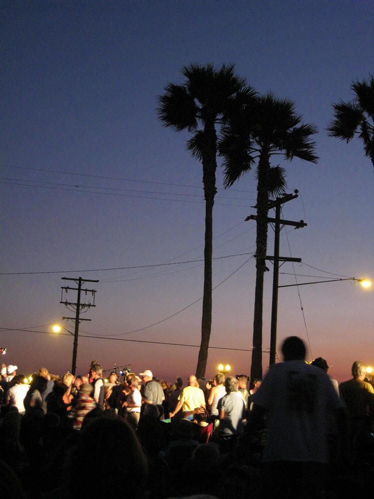 Seal Beach concert with the Elm Stret Band