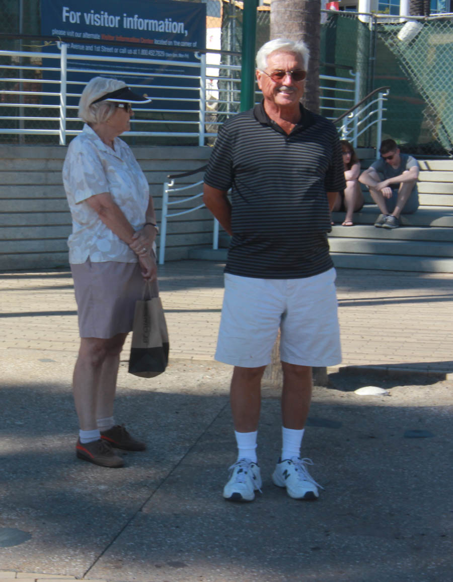 An afternoon with the Cathey's and Liles' in Long Beach Harbor