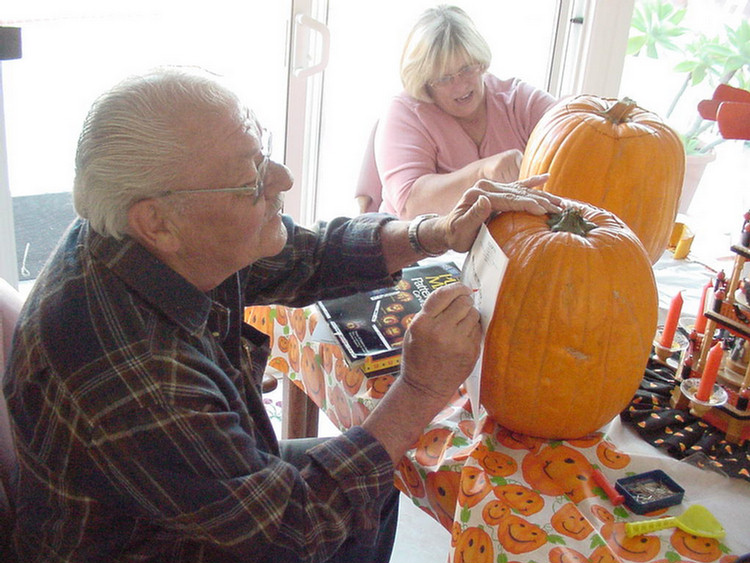 Halloween 2000 Pumpkin Carving