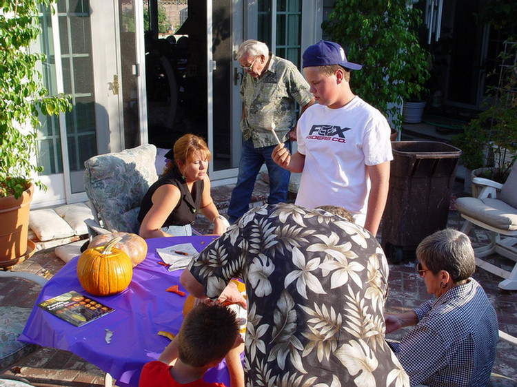 Halloween 2004 Pumpkin Carving