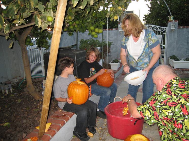 Pumpkin carving 2008