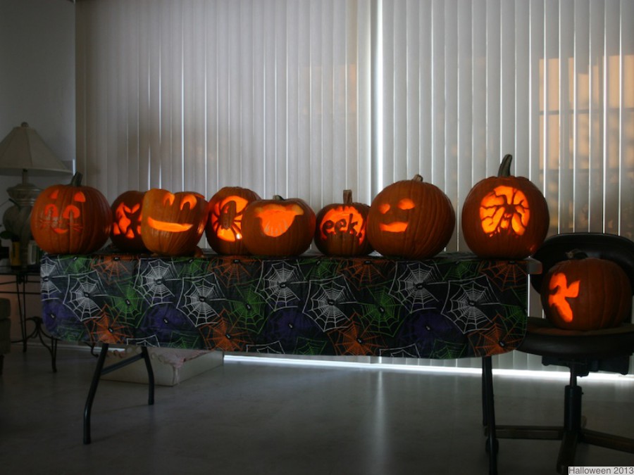 Pumpkin carving slideshow