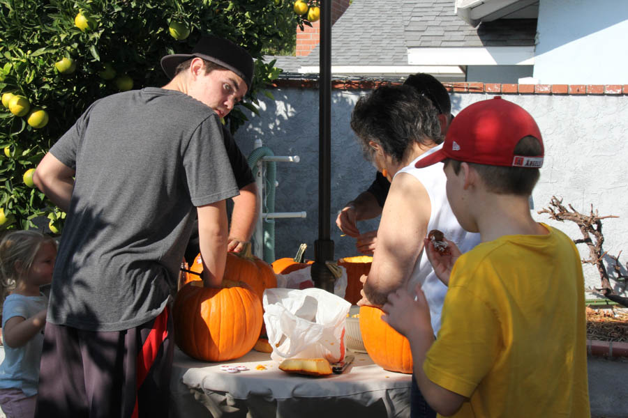 The Liles' Family pumplin carving 10/28/2017