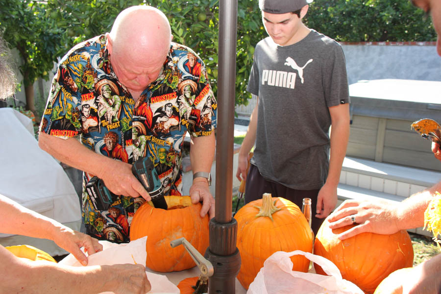 The Liles' Family pumplin carving 10/28/2017