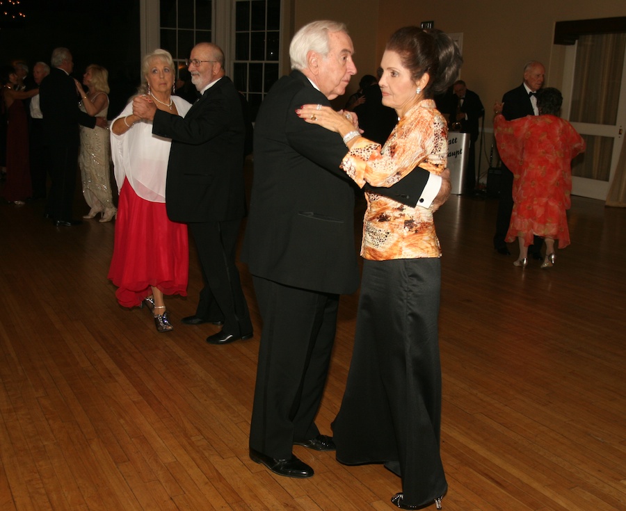 Dancing at the Rondelliers Veterans Day 2013