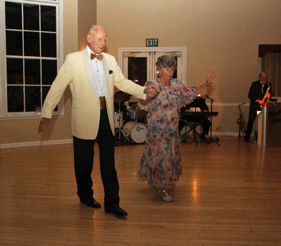 Rondeliers September 2014 Dance themed Autumn Serenade