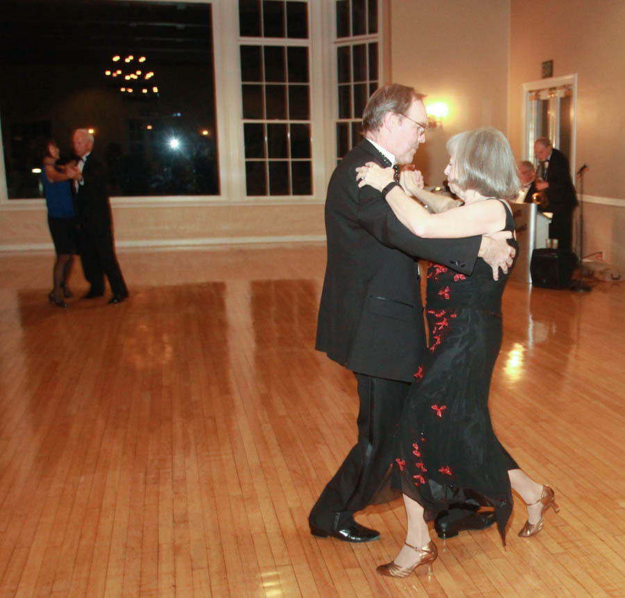 Rondeliers remembering the dancing and music of the 1920's January 8th 2015